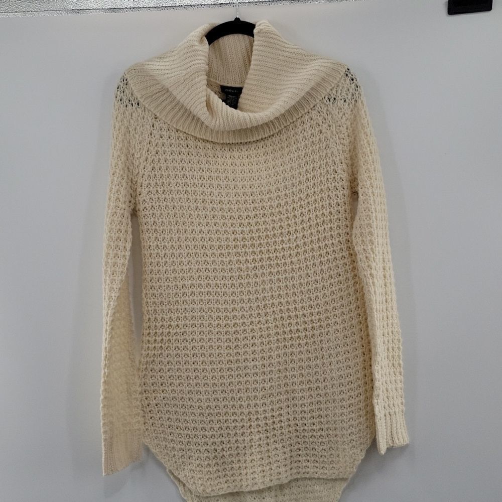 3 For $20 Rue 21 Cream Crochet sweater size M